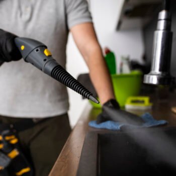 Bathroom Deep Cleaning – High-Quality Service